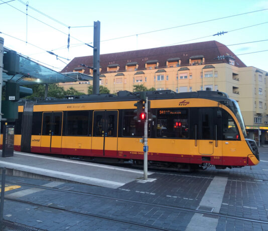 Stadtbahn in Karlsruhe