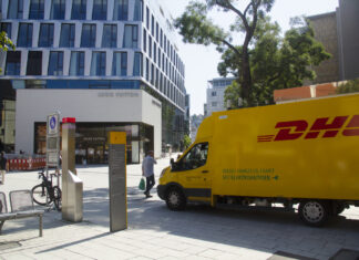 Deutsche Post Zusteller Auto